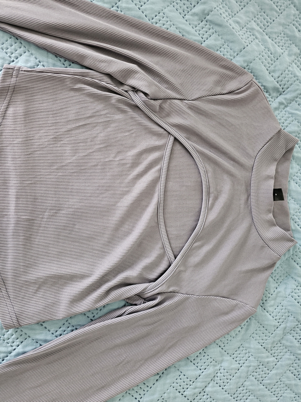 Long Sleeve Cutout Ribbed Top In Gray - Picture 2 of 3